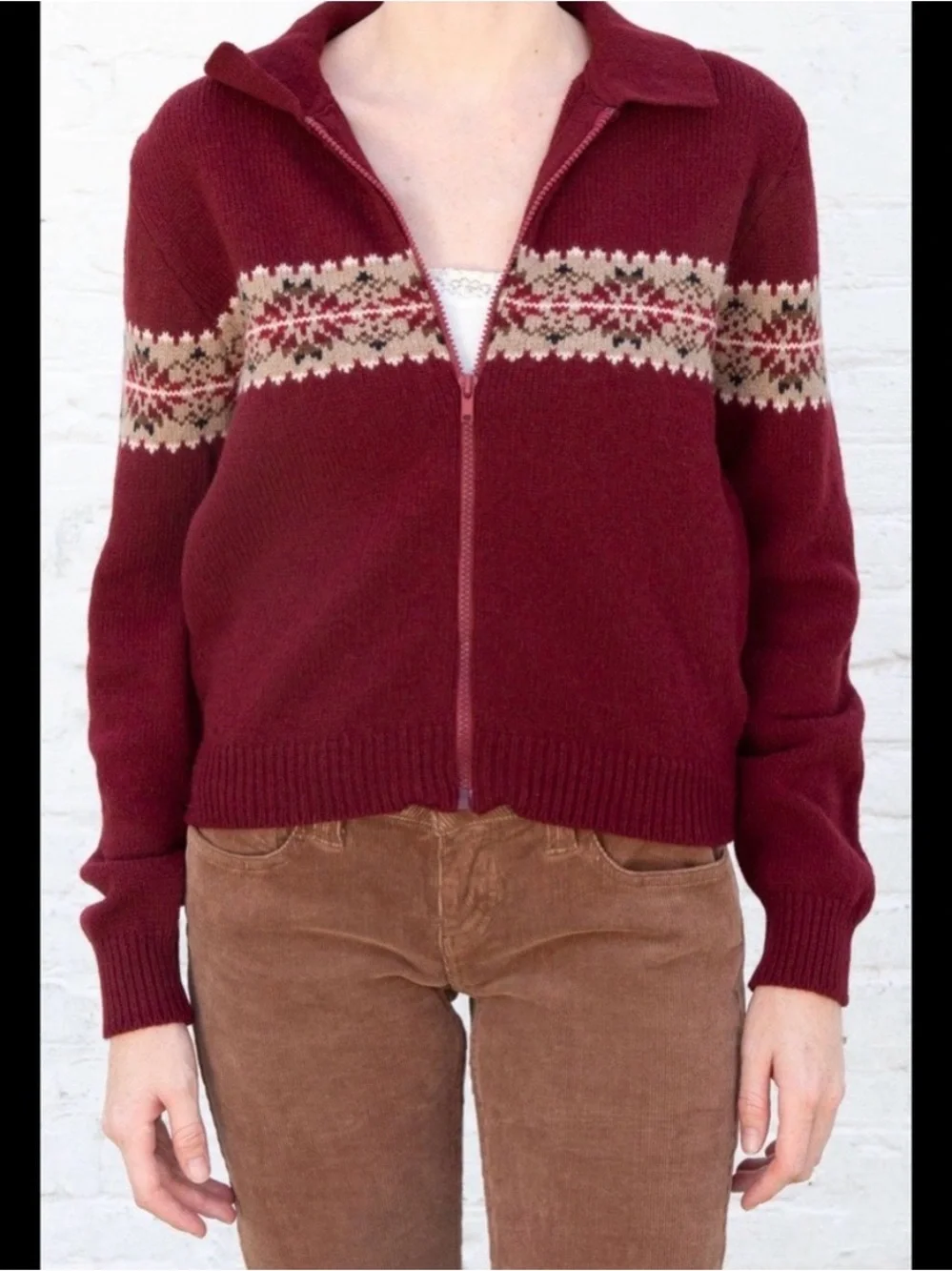 Brandy Paola Sweater - Picture 1 of 8